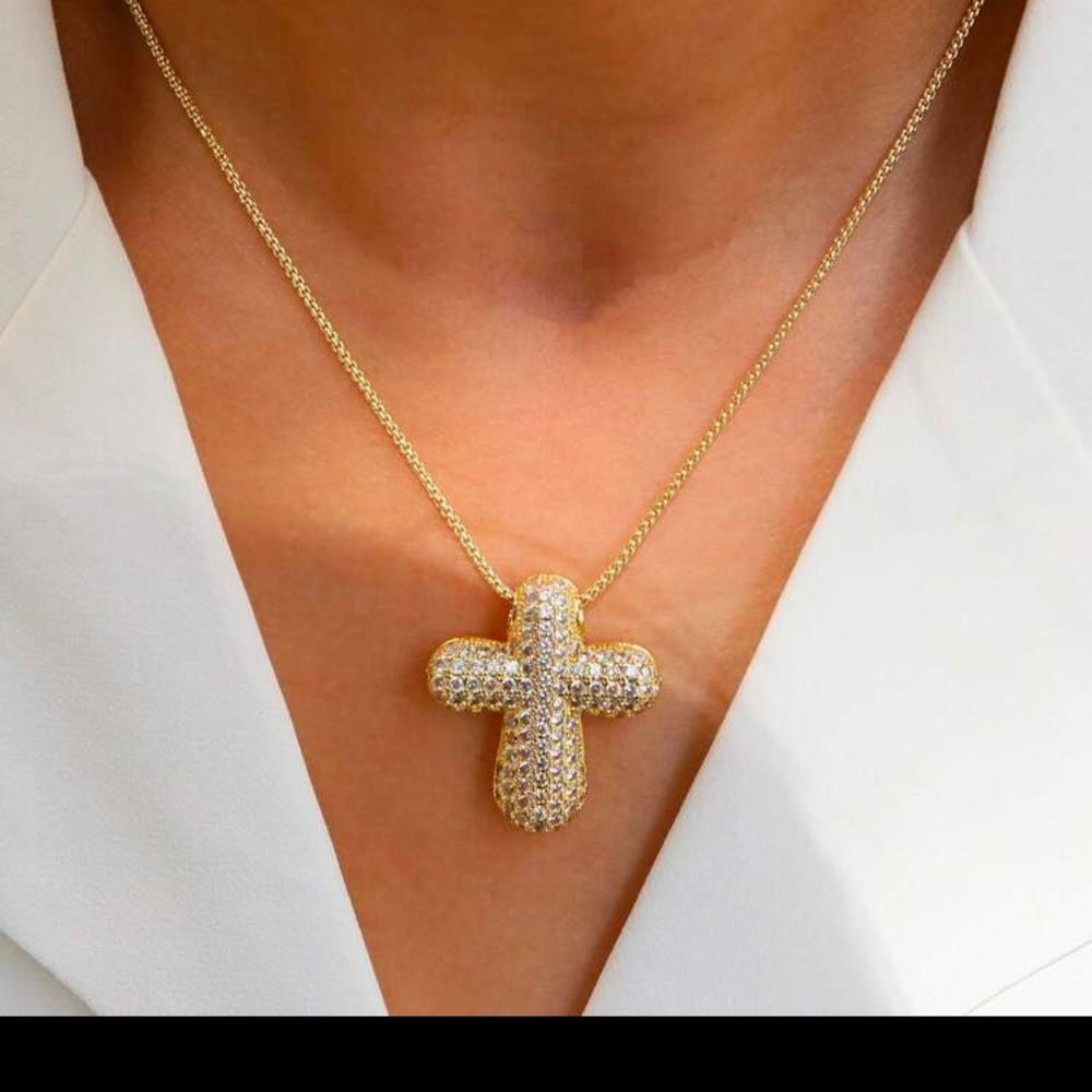 Elegant Gold and Silver Cross Pendant Necklace